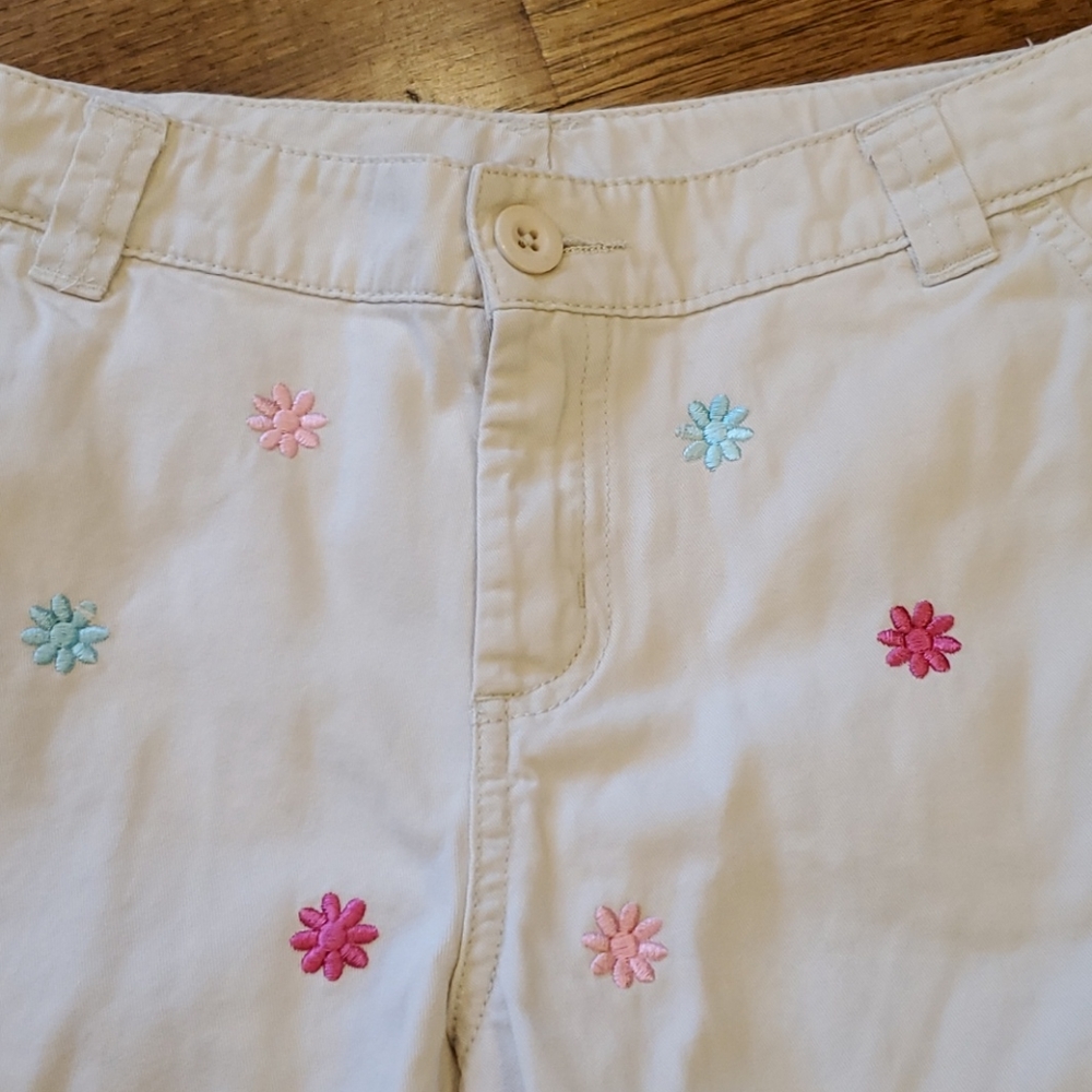 Girls J. Khaki flower embroidered shorts size 14 - Picture 2 of 6